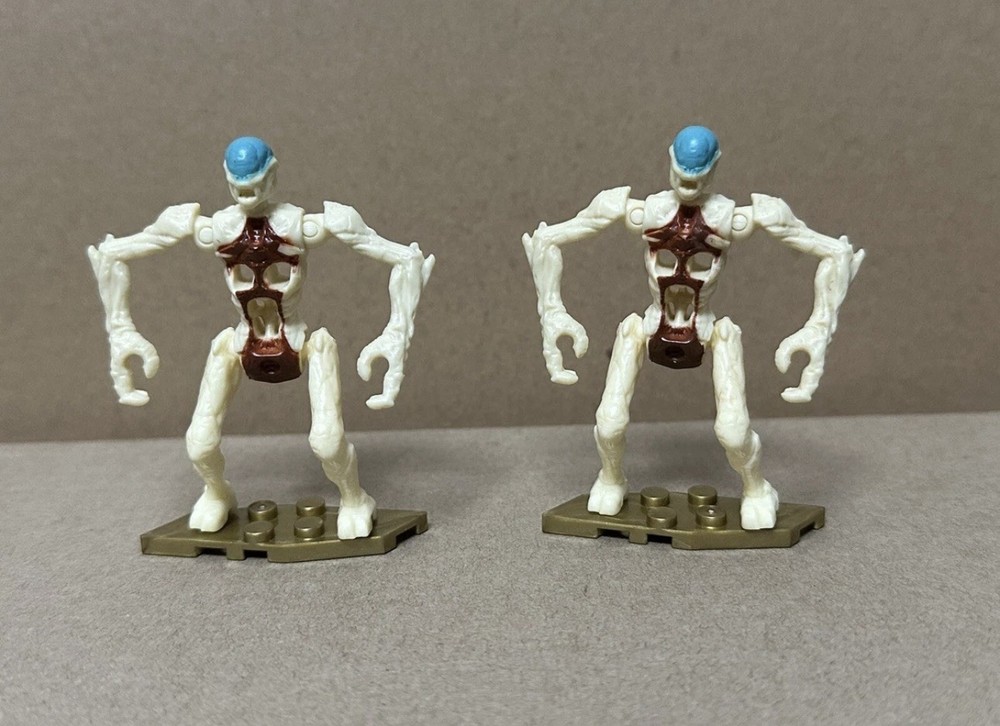 Mega Bloks CONSTRUX Destiny Robot x2