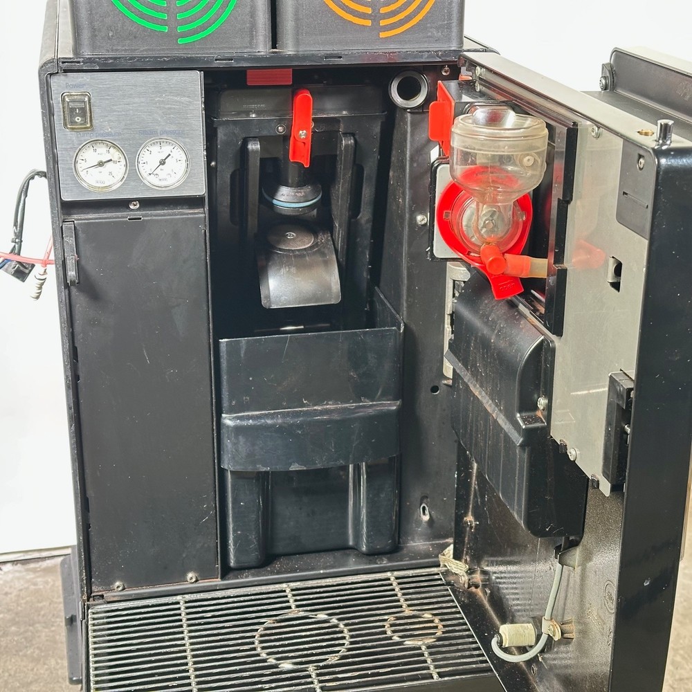 Franke A1000 Super Automatic Espresso Machine w/ Milk Cooling Unit