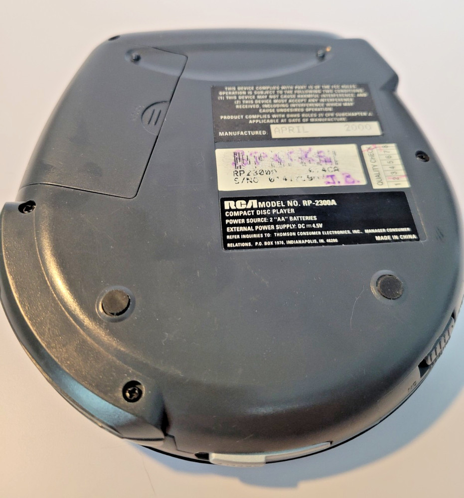 Vintage RCA RP-2300A Portable Personal Compact Disk CD Player with Bass Boost