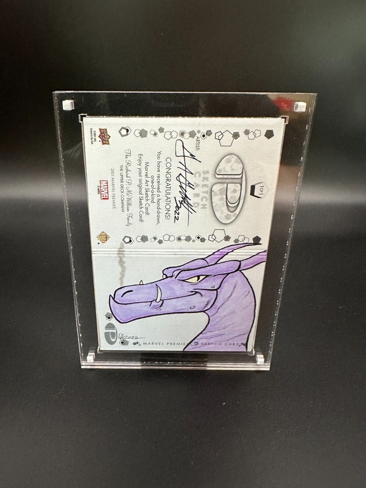 Marvel Magnetic Sketch Booklet Card Holder Display Case 2 Panel 1 Hinge Clear