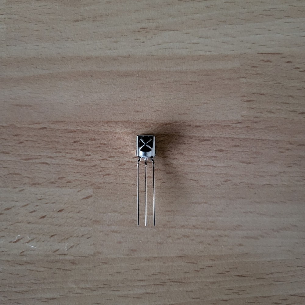 Infrared Sensor.  HX1838, VS1838