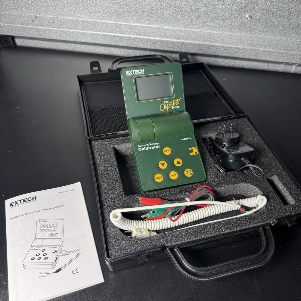 Extech 412355A Oyster Series Current Voltage Calibrator/Meter