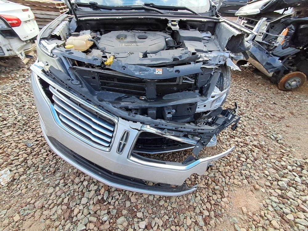 Fuse Box Engine Fits 15-16 MKC 2716607