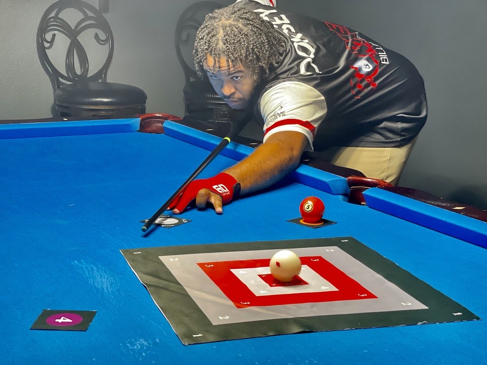 Billiards Cue Positioning Targets w/ Run Out Pattern Mats