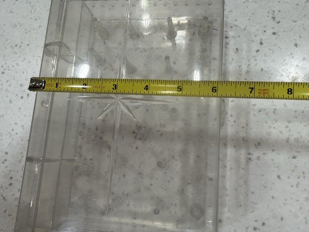 Dritz #786 Clear Sewing Thread Case Holds 24 spools