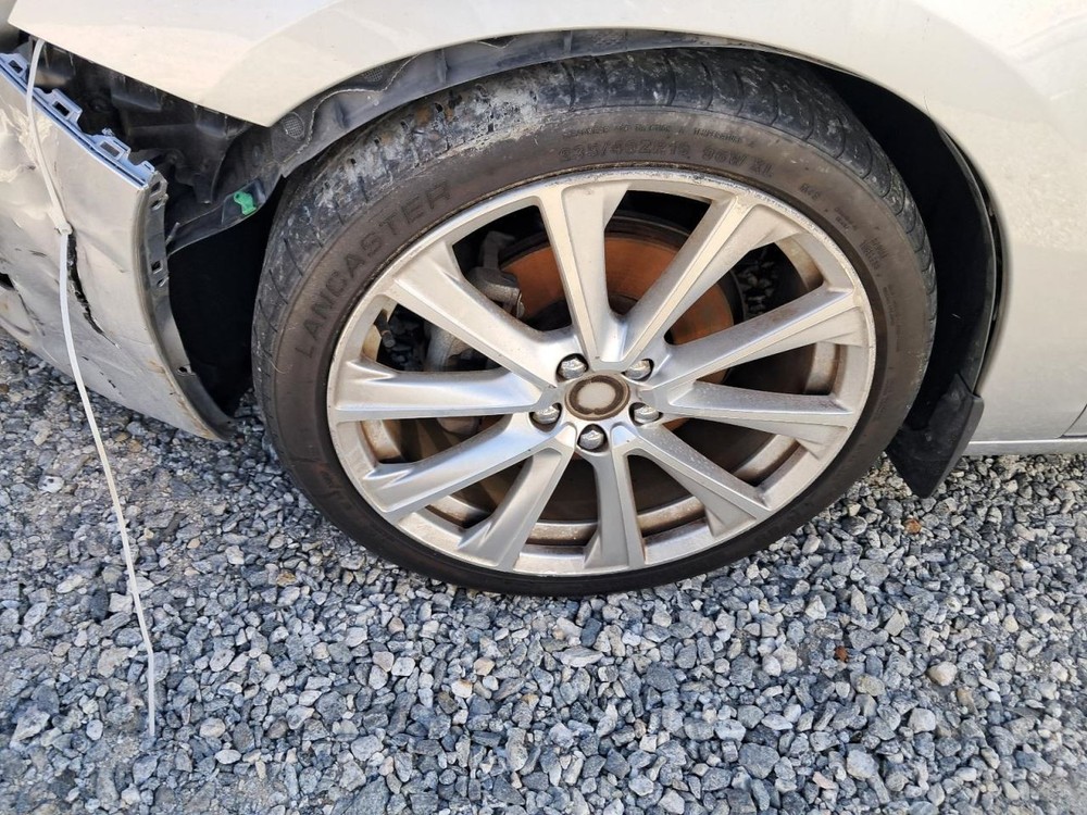 S60 2018 Glove Box 4843758