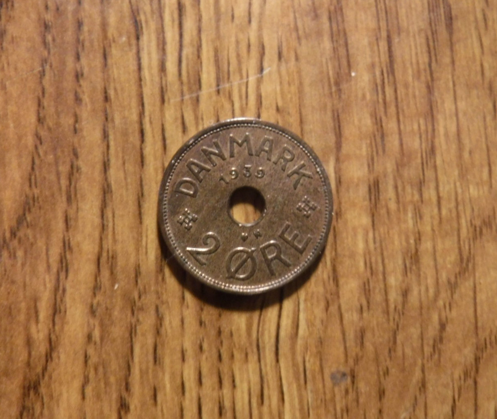 DENMARK 2 ORE 1939 COIN (T489)