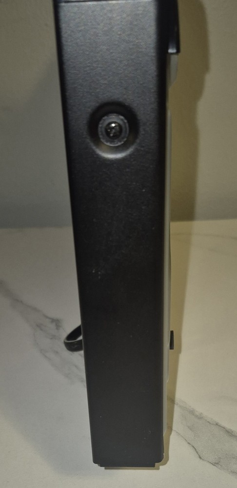 Sony DVP-SR200P DVD, CD Player W/Remote & AV Cables