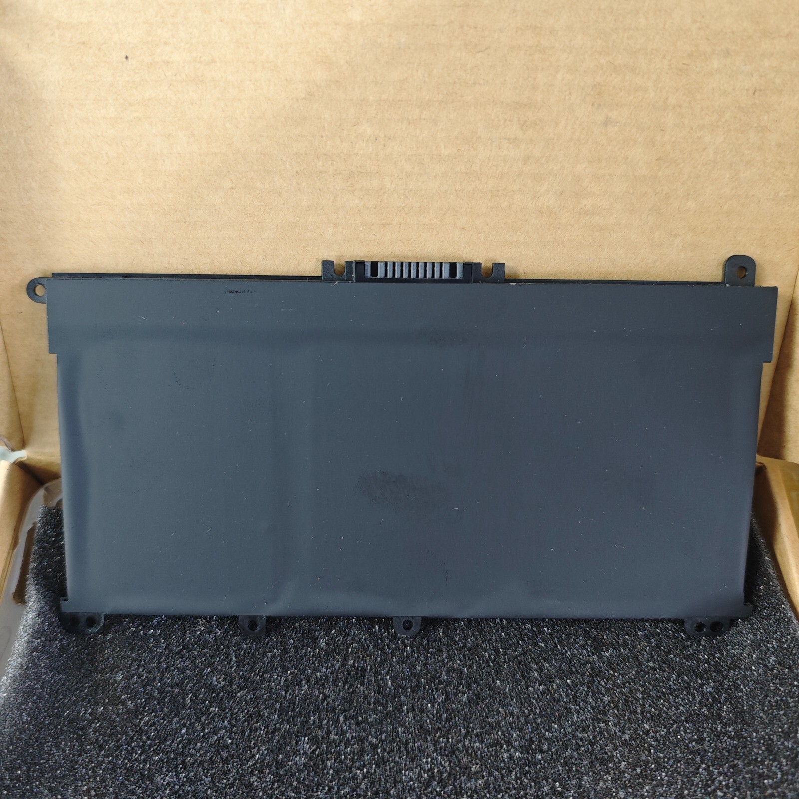 OEM NEW HT03XL Battery HP 240 245 250 255 G7 348 G5 Pavilion 14 15 17 L11119-855
