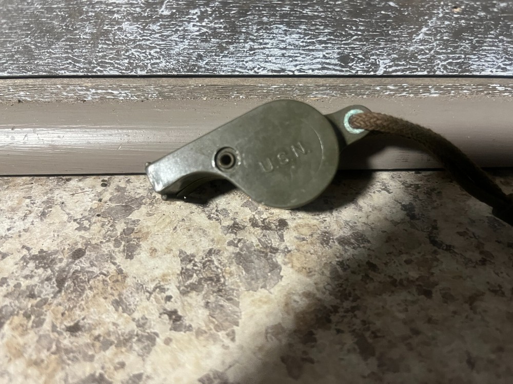 Vintage WW2 Era U.S. Navy  OD Plastic Whistle with Green Lanyard Works!