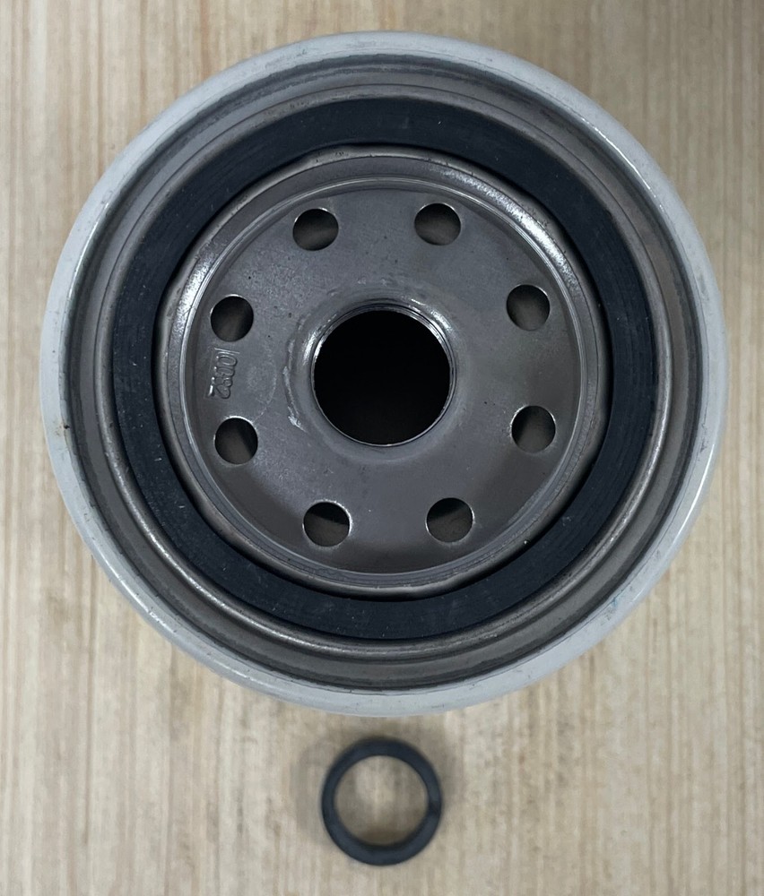 Cummins 3890017 / FF5285 , Fuel Filter