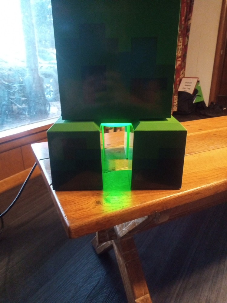 Minecraft Creeper Mini Fridge
