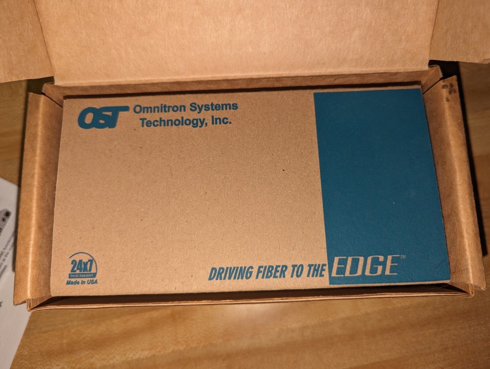 Omnitron iConverter GX/TM2 media converter & Network Interface Device