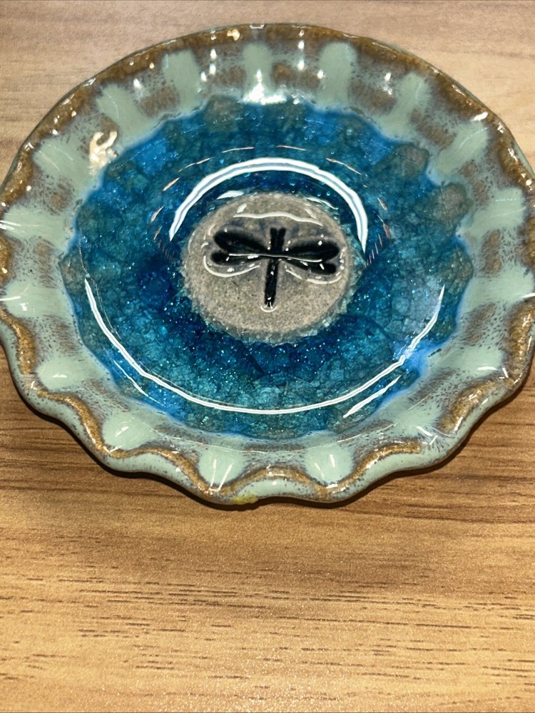 Down To Earth Pottery ICON DISH - DRAGONFLY