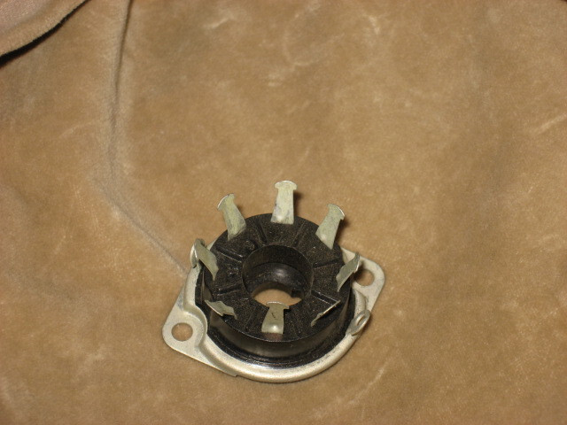 Tube Socket, octal 8 pin, chassis mount, new, wire-wrap type terminals