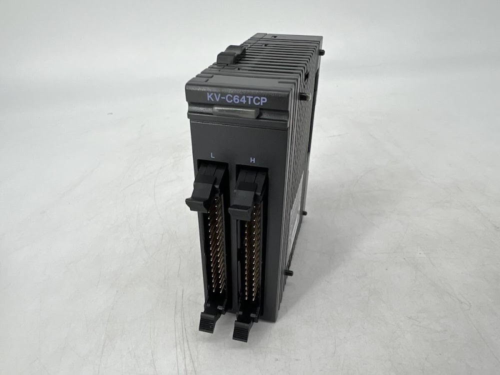 KEYENCE KV-C64TCP PLC Output Unit Module TESTED USED