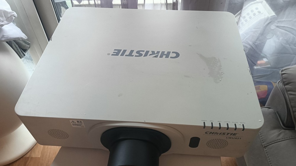 CHRISTIE LWU421 PROJECTOR