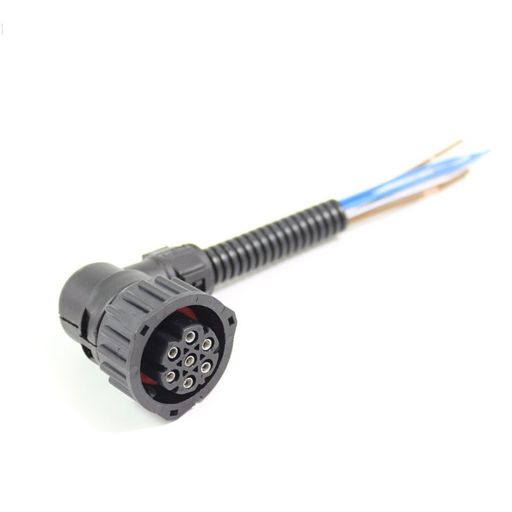 Practical Rear Tail Light Connector Solution for MercedesBenz Sprinter