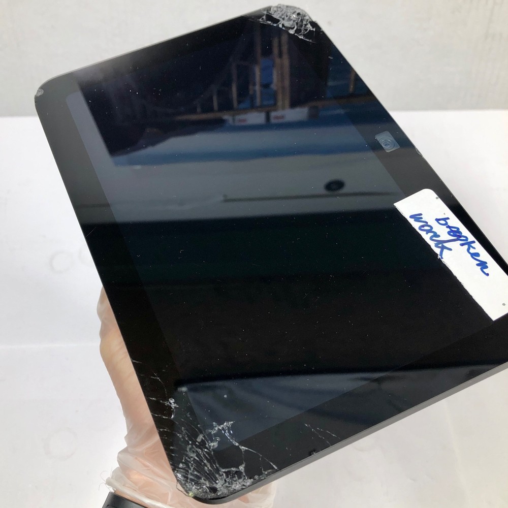 CRACKED DAMAGE Amazon Echo Show 8 3rd Gen Smart Speaker Charcoal - R85SD6