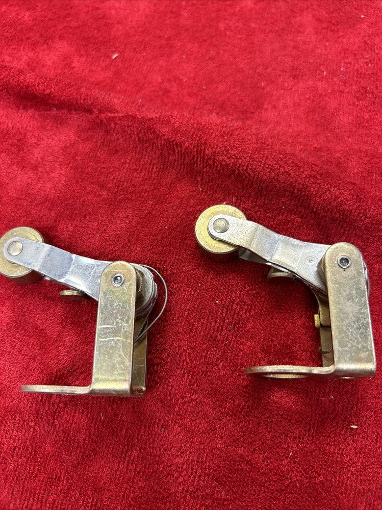 Microswitch actuating levers