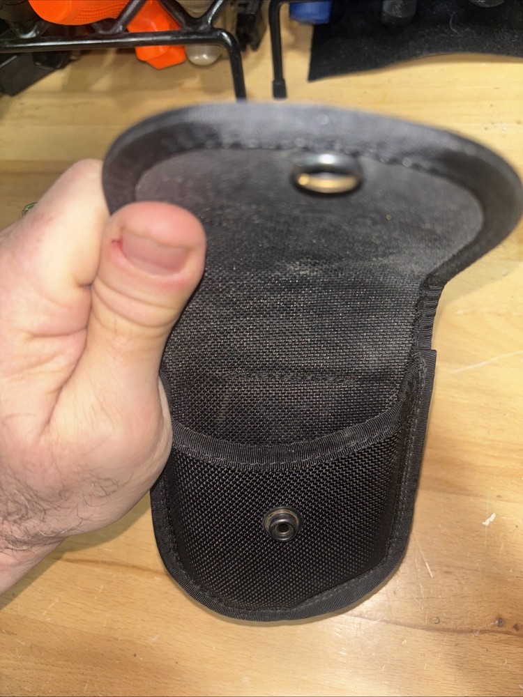 Don Hume Nylon Handcuff Case