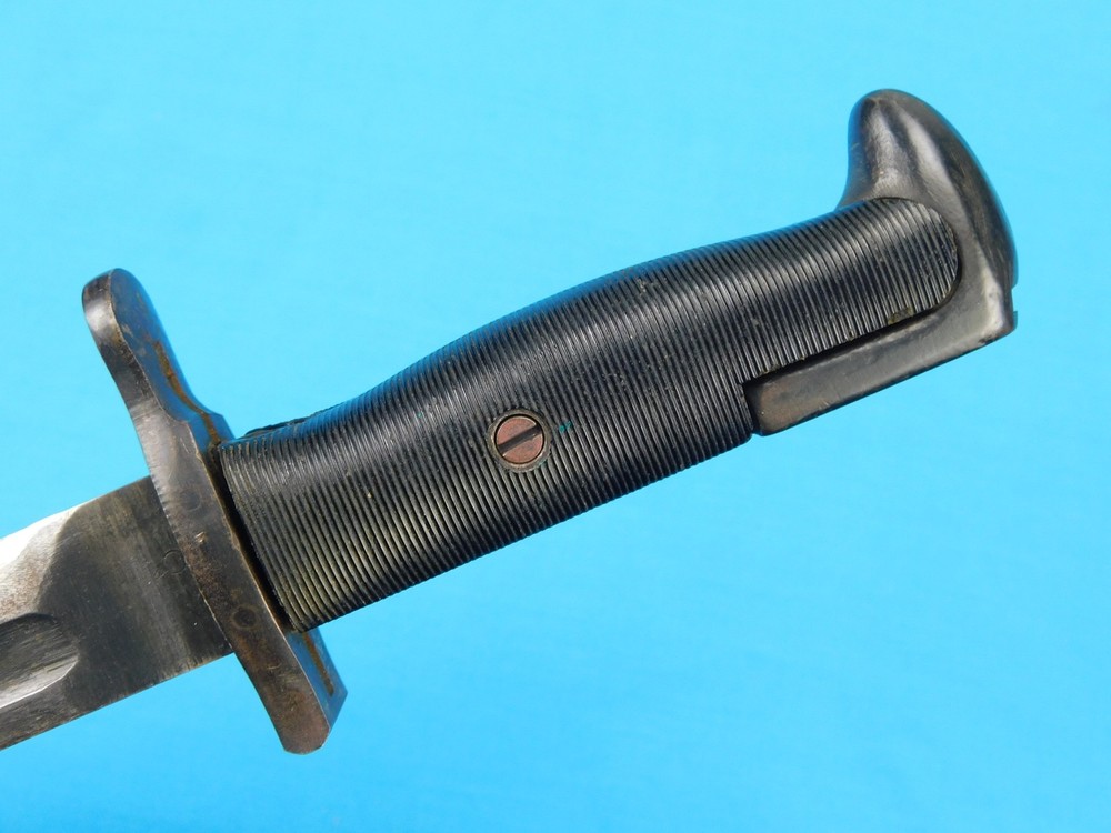 US WW2 Fighting Knife made from Bayonet
