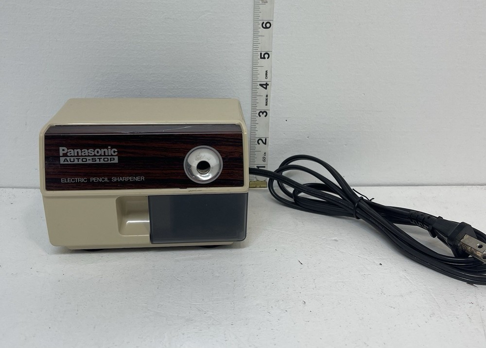 Panasonic KP-110 Auto Stop Electric Pencil Sharpener - Tested