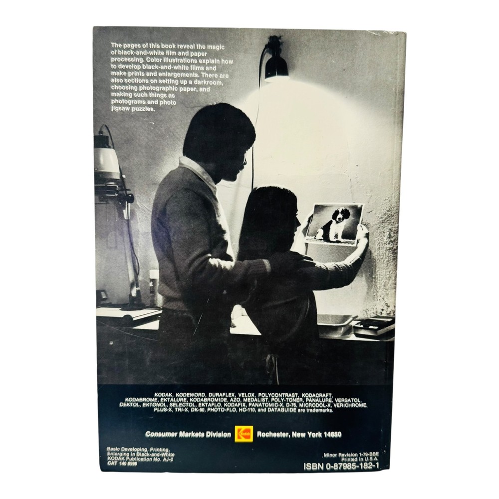 Kodak Basic Developing Printing Enlarging Black White Darkroom 1977 PB