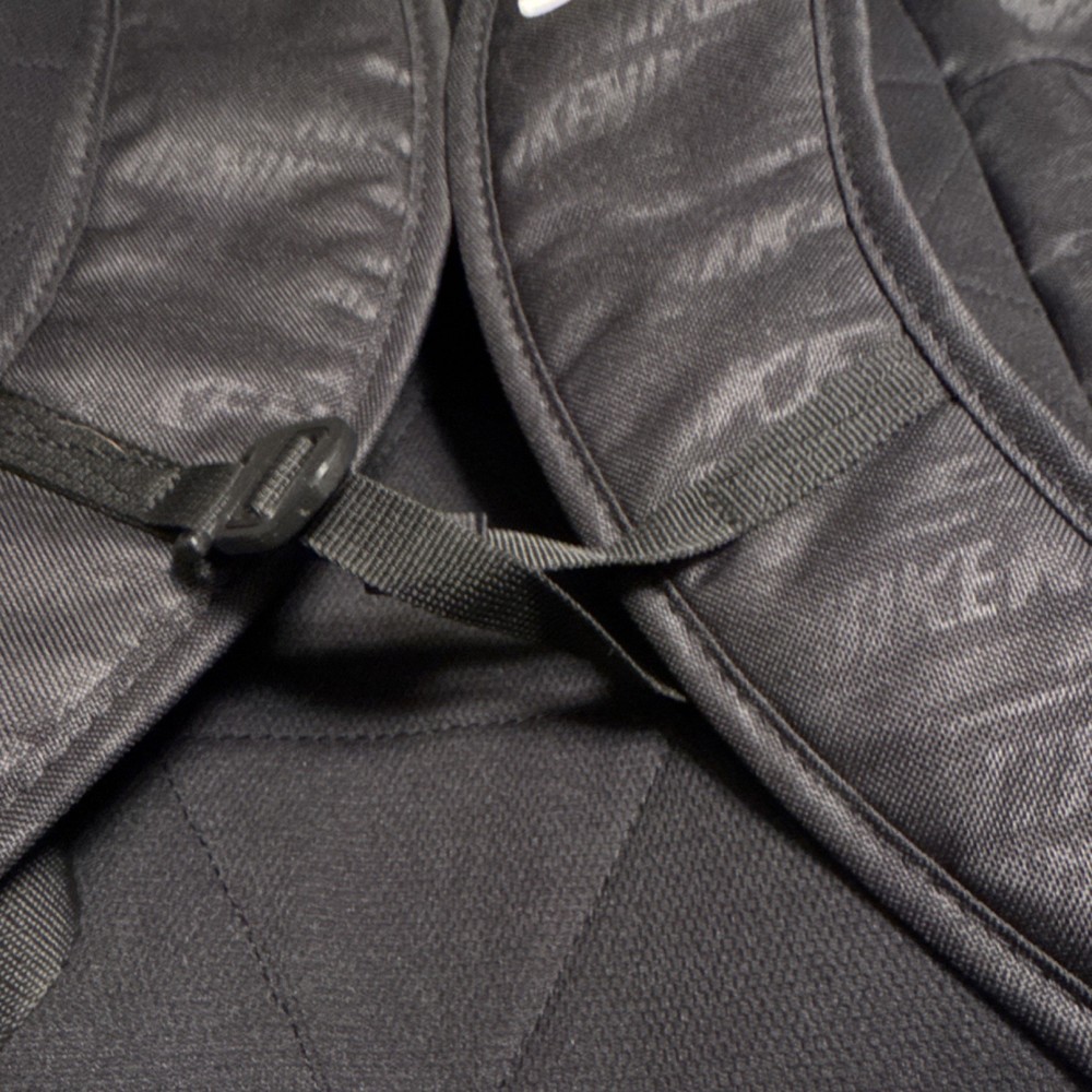 Nike Black Large Grip Gym Bag Zip Buckle Drawstring Lightweight Multiple Pockets