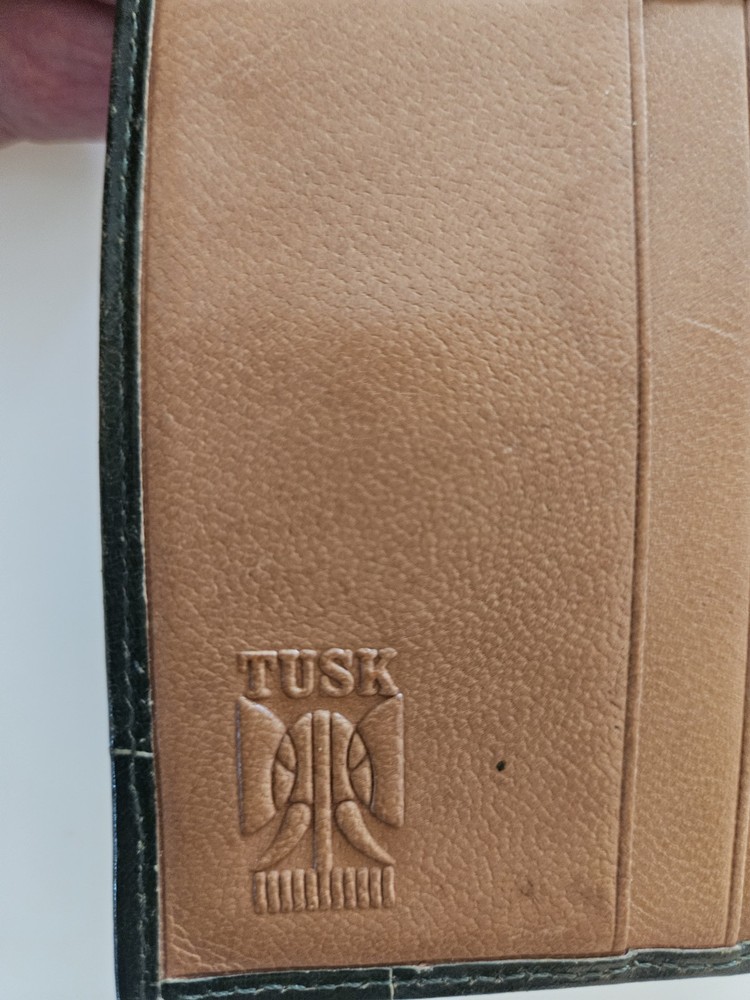 Tusk Women's Small Wallet