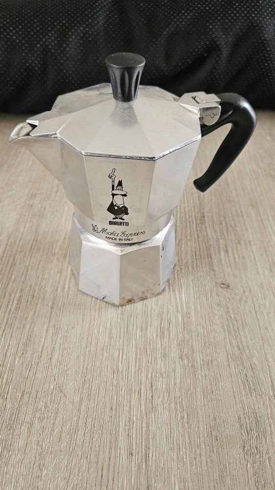Bialetti - Moka express coffee maker stovetop