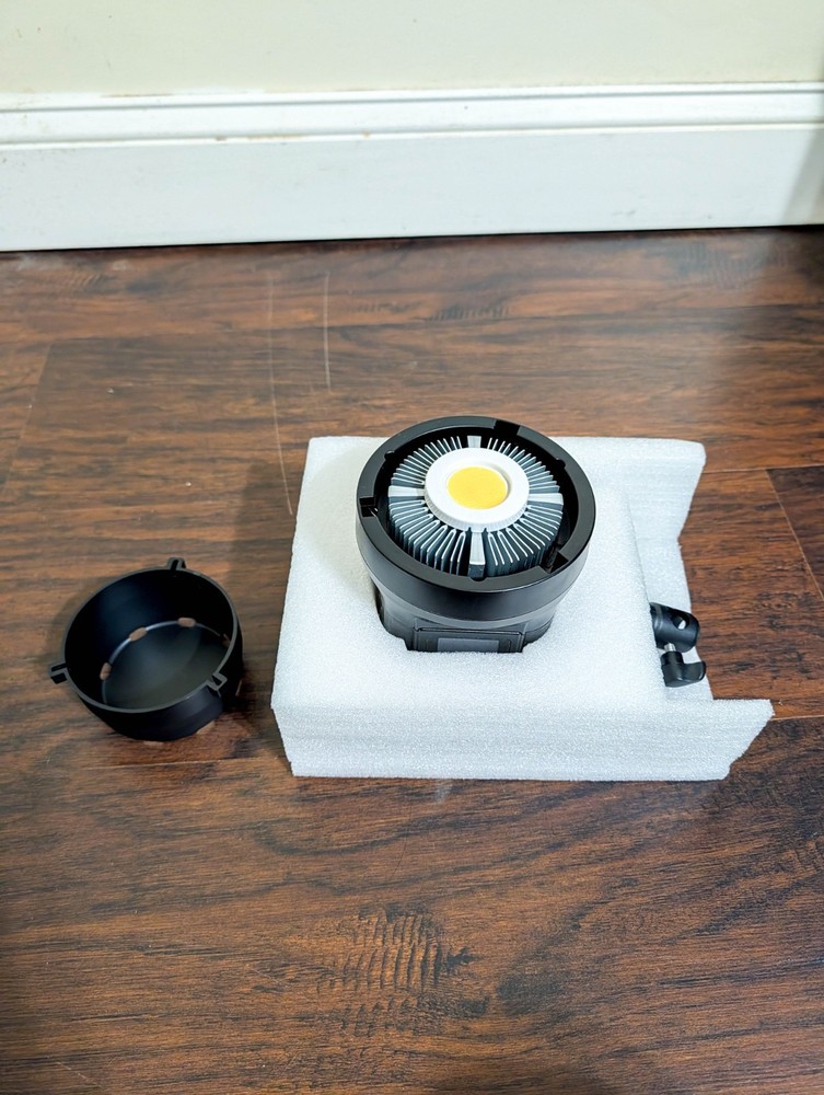 Raleno Led Video Light - PLV-C80 - Open Box - Working - Missing Power Cable