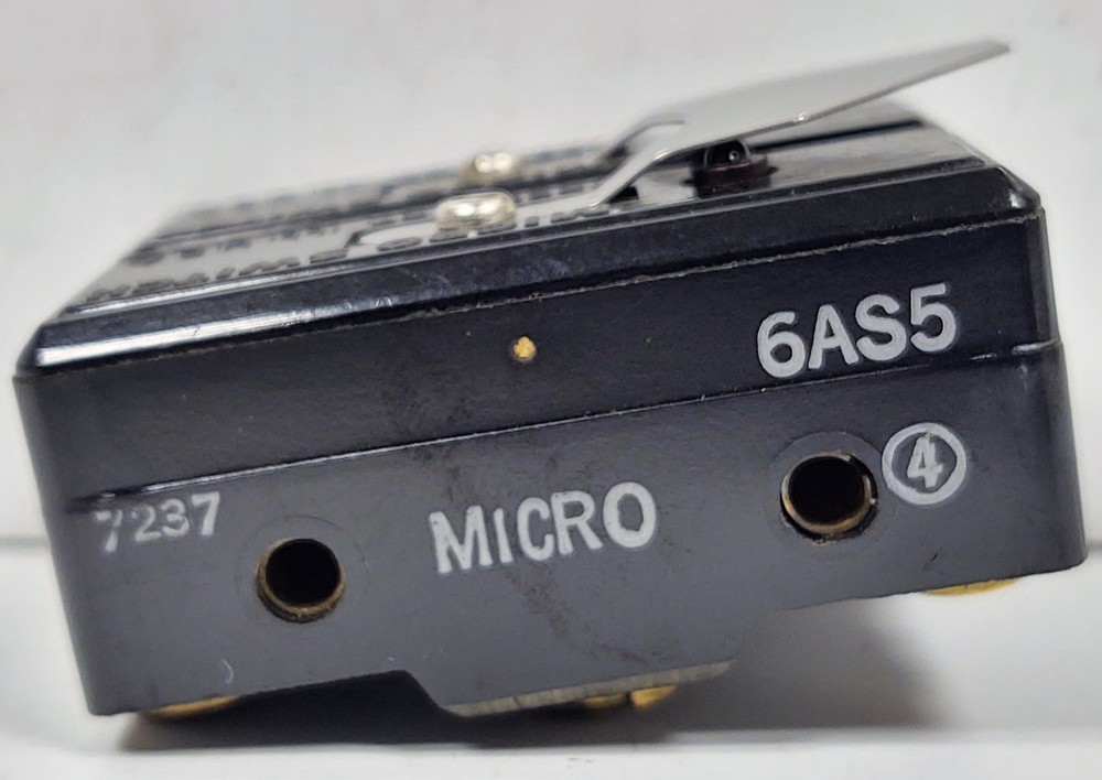 Microswitch 6AS5 Switch