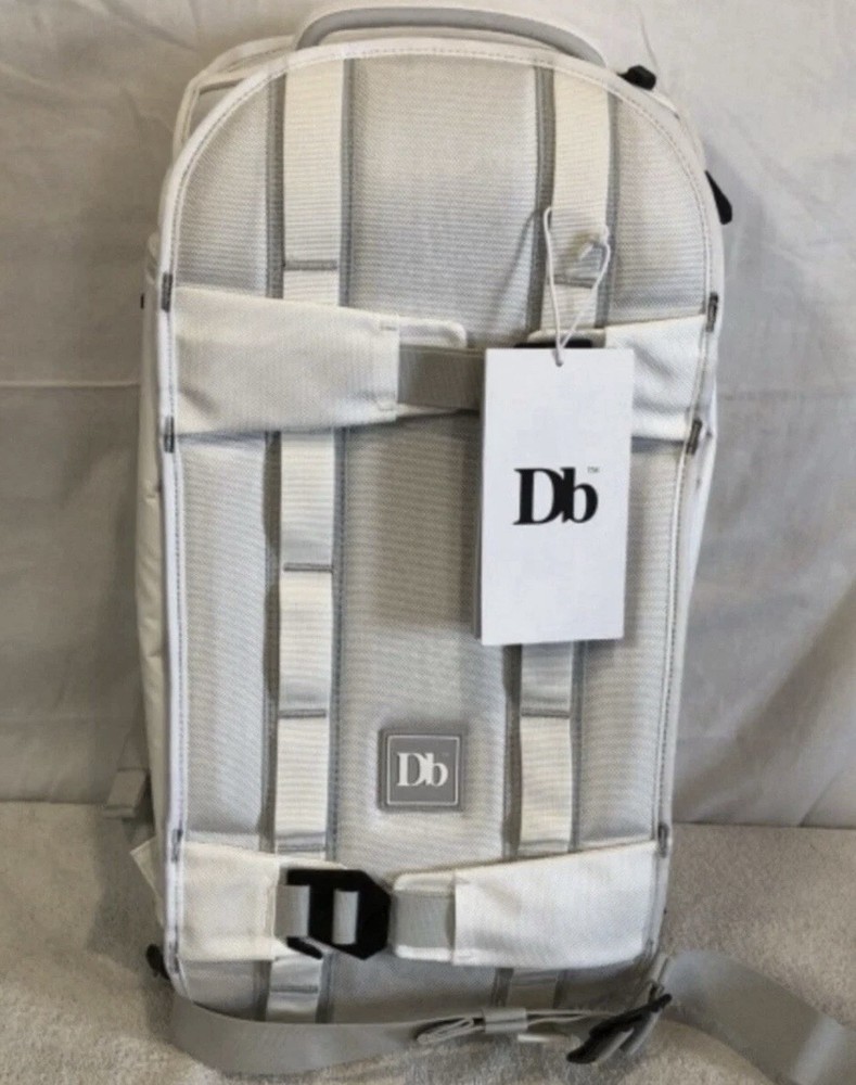 DoucheBag  Explore 20L Backpack Great For All Occasions removable Straps ￼