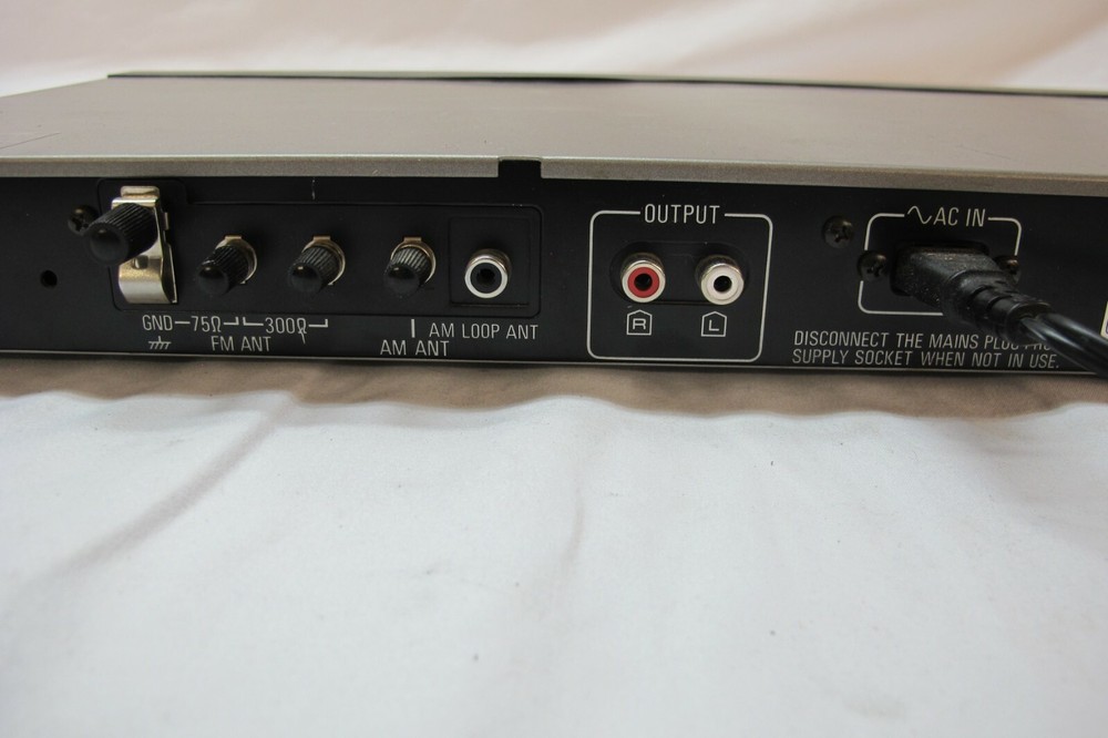 Panasonic Stereo Tuner ST-355 working