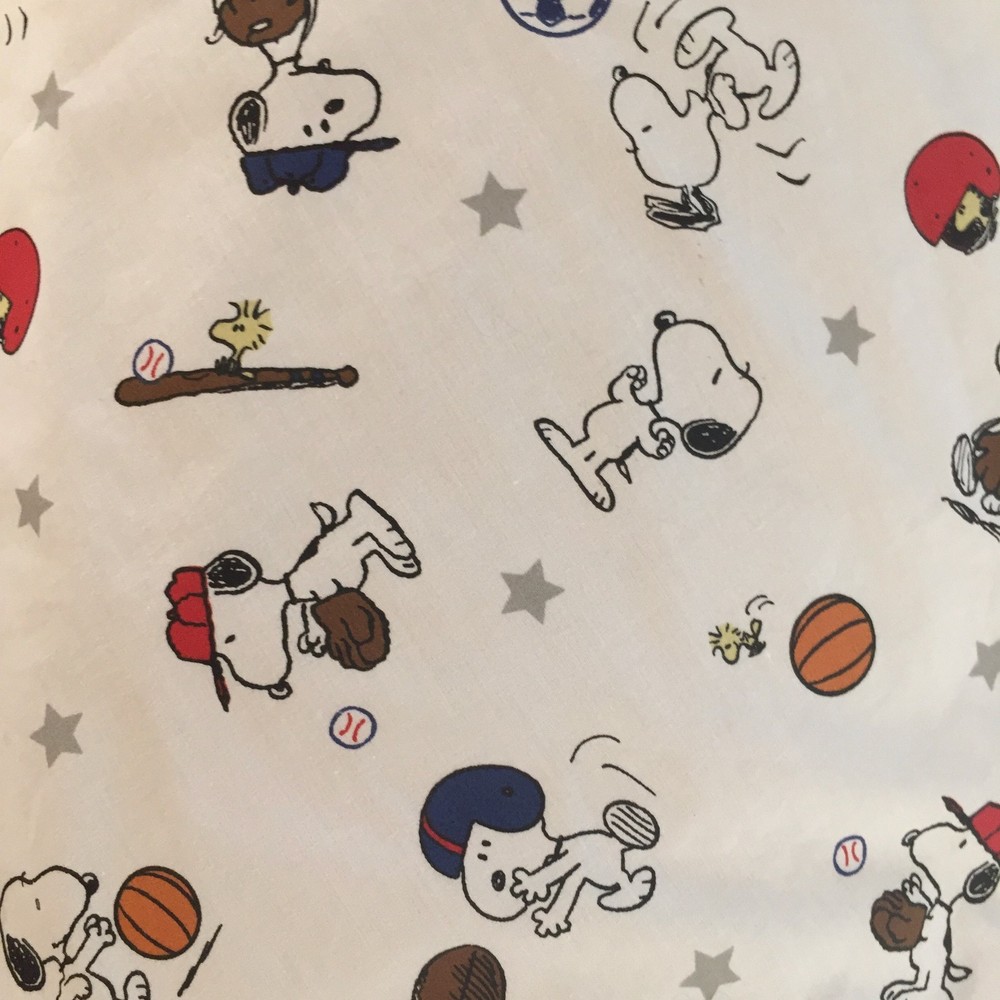 Snoopy Crib Sheet Sports Pattern 2018