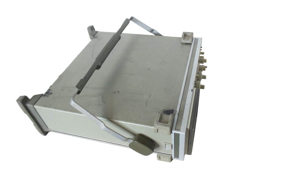 HP 853A W / HP 8558B Spectrum Analyzer