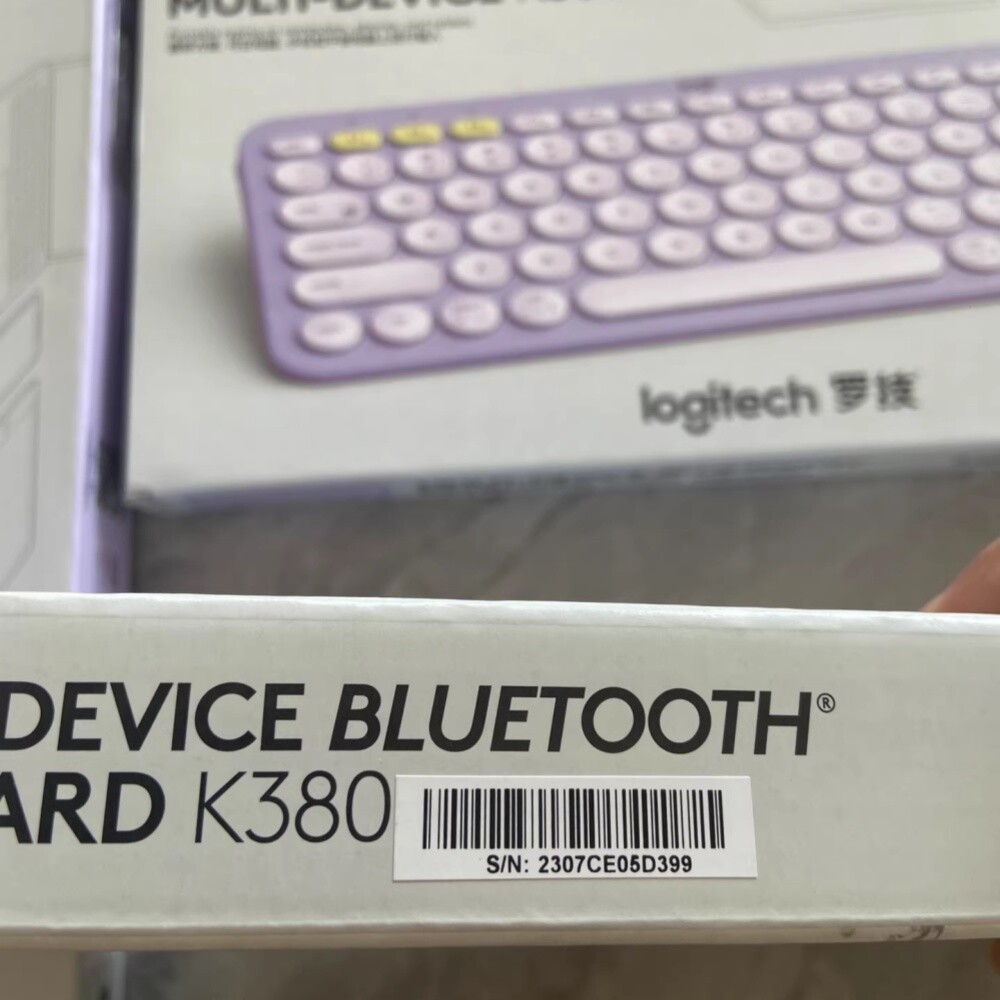 Logitech K380 Multi-Device Ultra Thin Wireless Bluetooth Keyboard - US (Sealed)