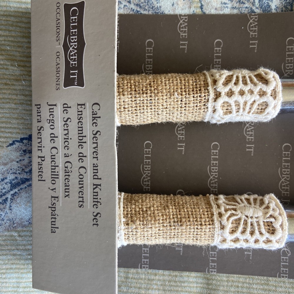 Celebrate It CAKE SERVER and knive Set