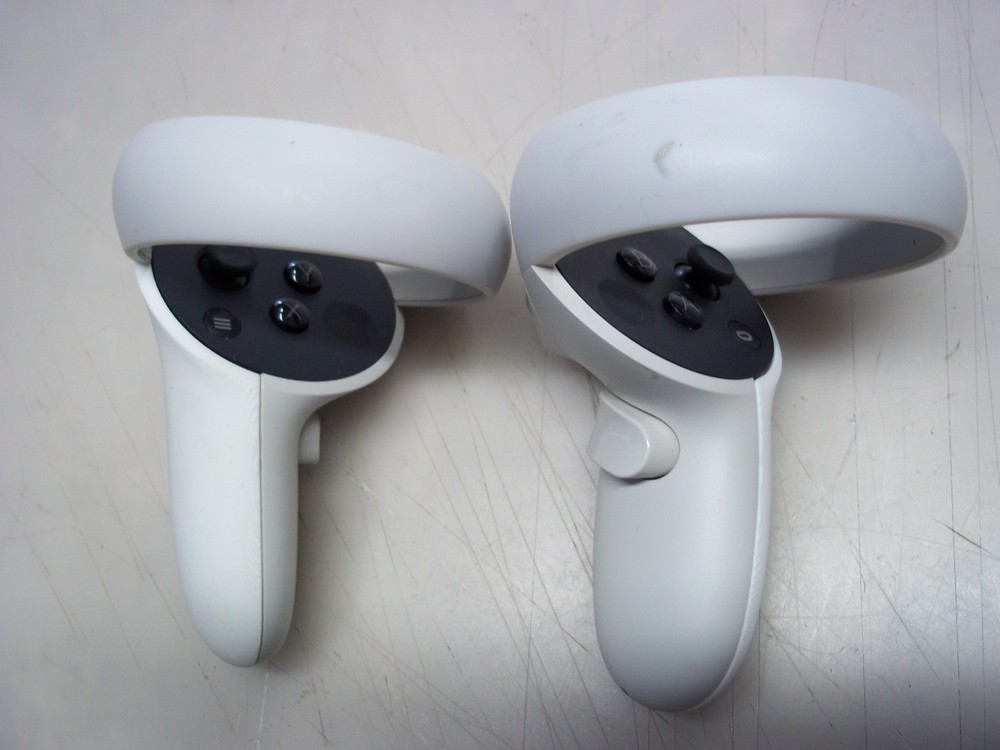 Meta Quest 2 Replacement Controllers - Left & Right Hand