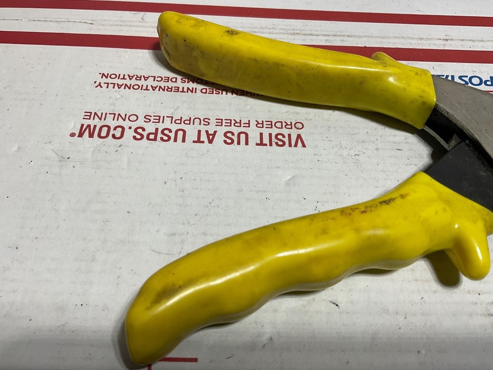 True Temper USA ROCKET A35 Pruning Shears Pruner Cutter Garden Tool Locking