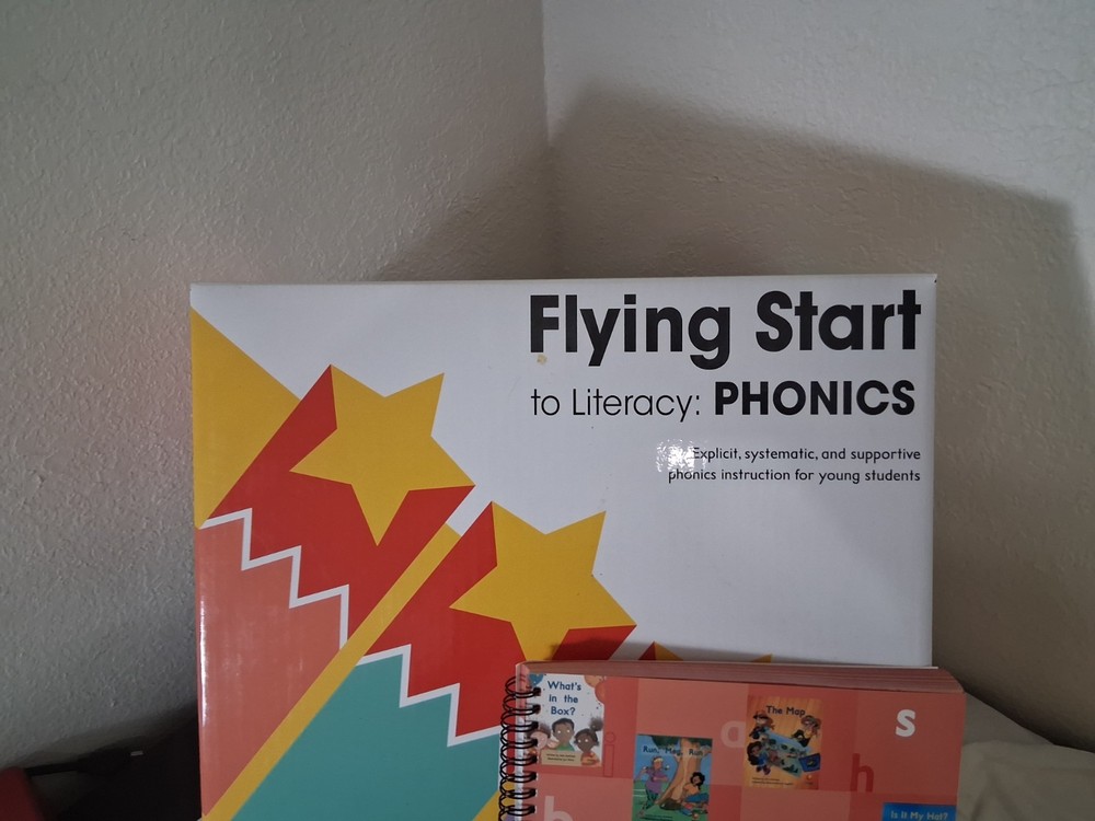 Okapi Educational Publishing Flying Start Phonics Stage One Books & Cards