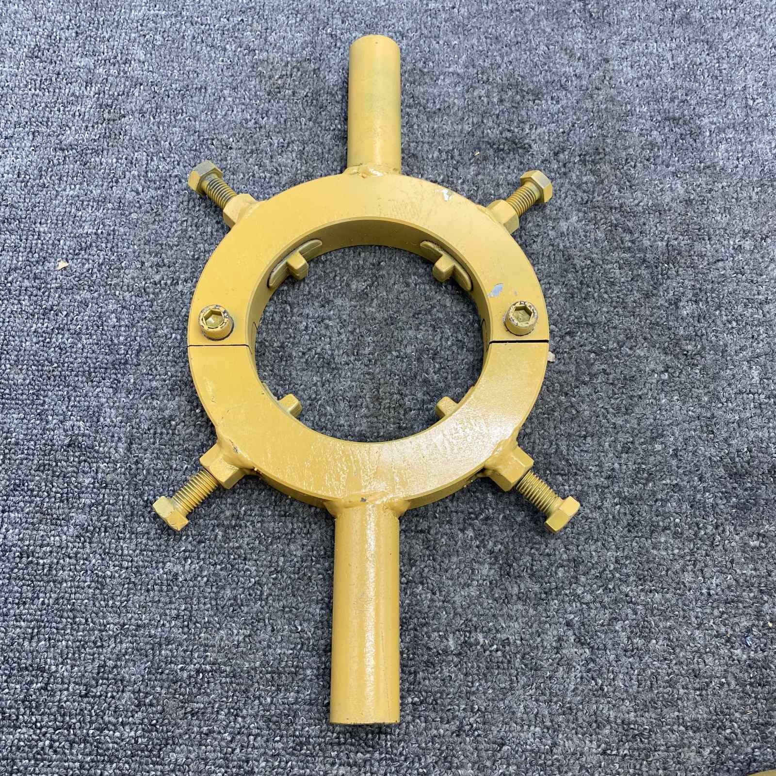 Change Cylinder Head Wrench for All Brand Excavators ID 105mm-145mm 4 bolts