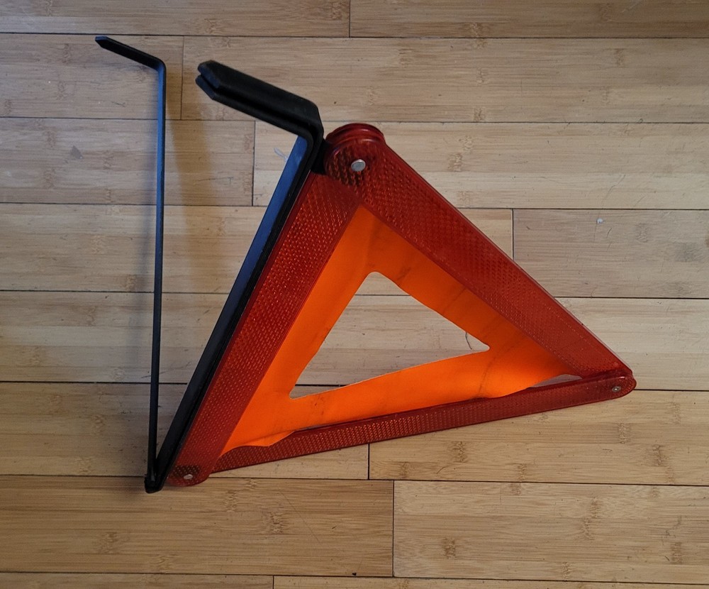 Vehicle Emergency Breakdown Safety Warning Reflective Folding Hazard Triangle