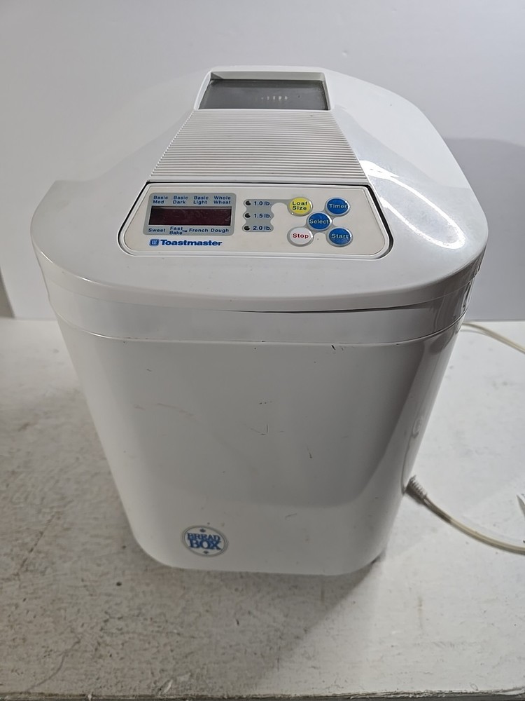 Toastmaster Bread Machine 1148x Bread Maker Horizontal 2 lb Loaf