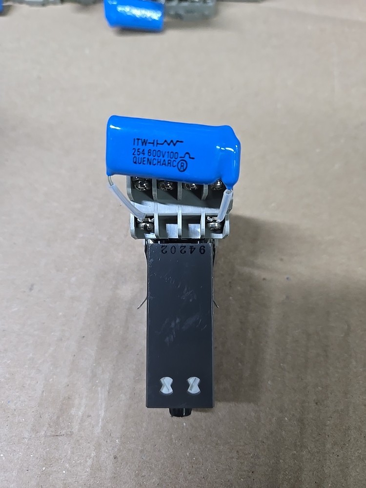Idec GT5Y-4SN Electronic Timer 3AMP 100/120V