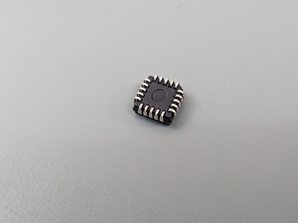 (2) LM3914V Dot/Bar Graph Display Driver ICs, Linear, PLCC National Semi