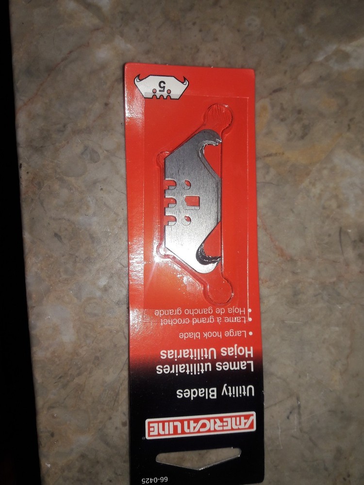 5 pc.hook type utility blades by americanline