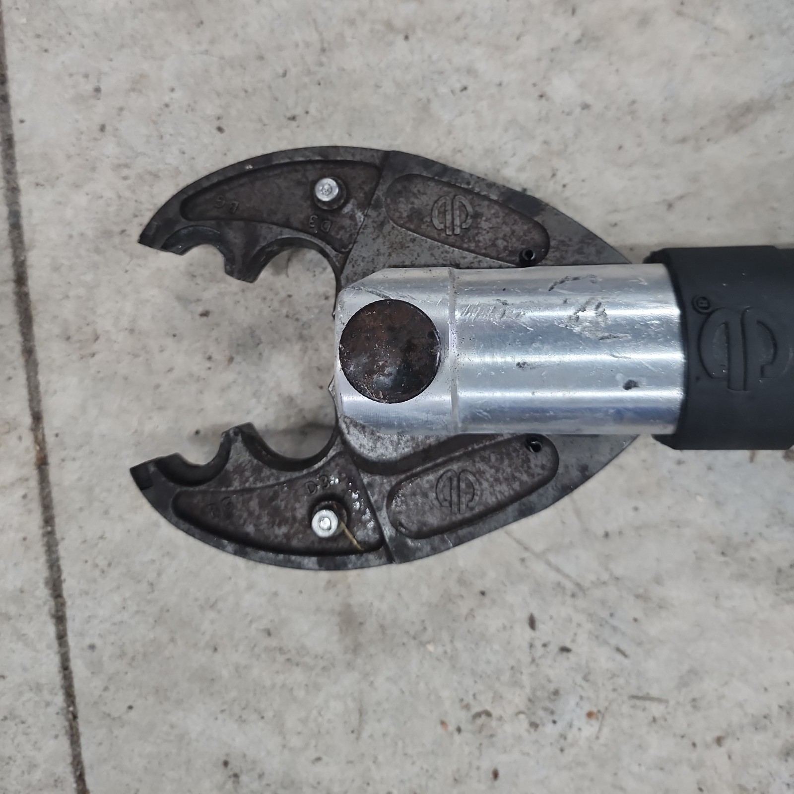 Burndy Hydraulic MD PAT Patriot handheld Crimper 6 Ton No Battery