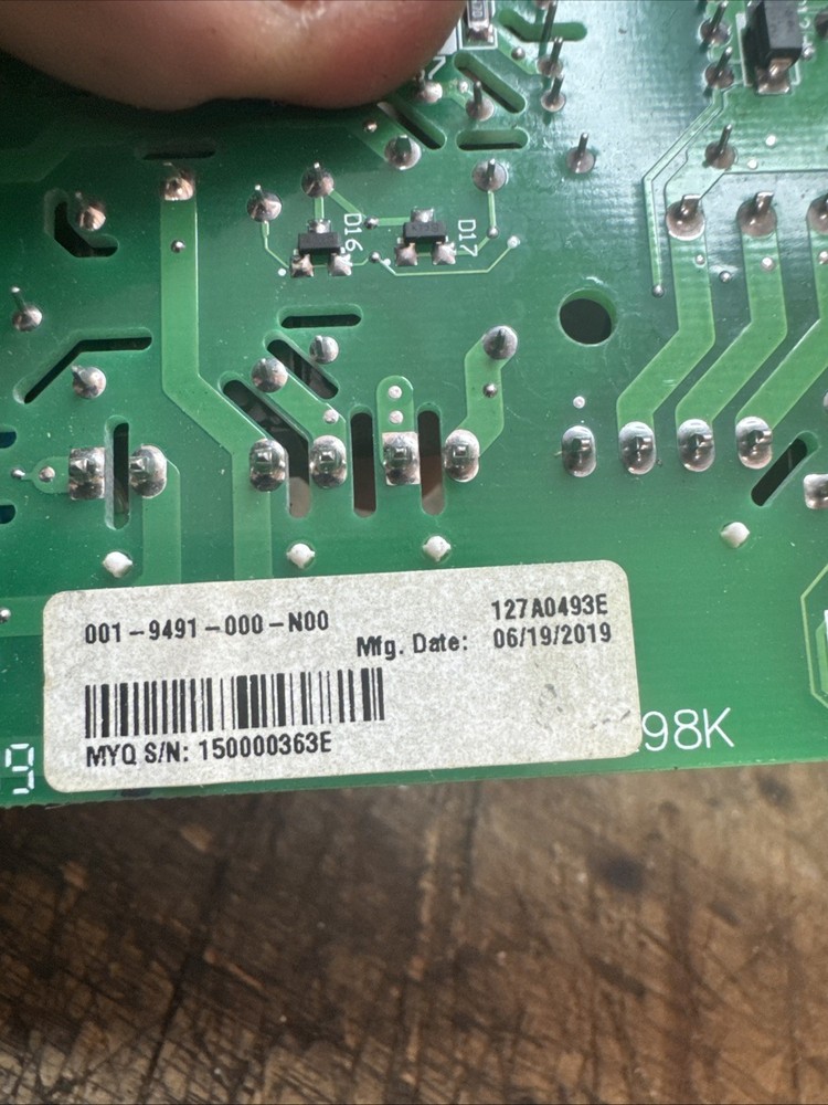 50DCBC5 6/20/19 Craftsman ￼ Logic board Yellow learn button